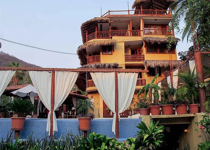 Aparthotel Azucenas 3*