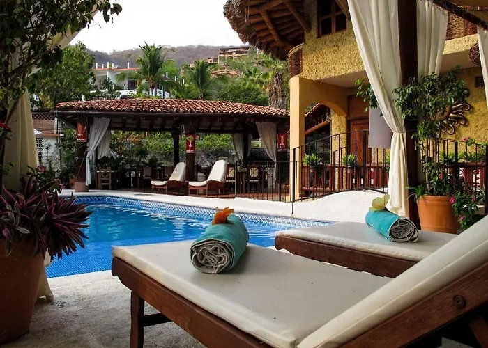 Azucenas Aparthotel