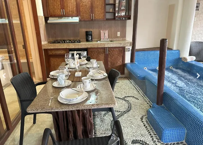 Aparthotel Azucenas