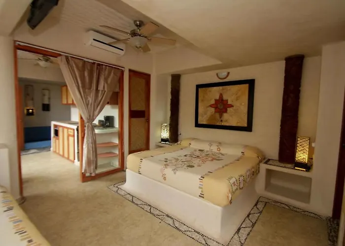Aparthotel Azucenas Zihuatanejo