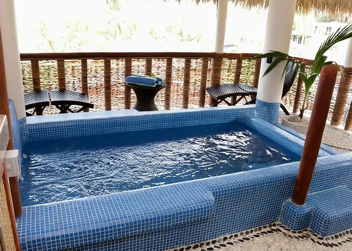 Aparthotel Azucenas 3*
