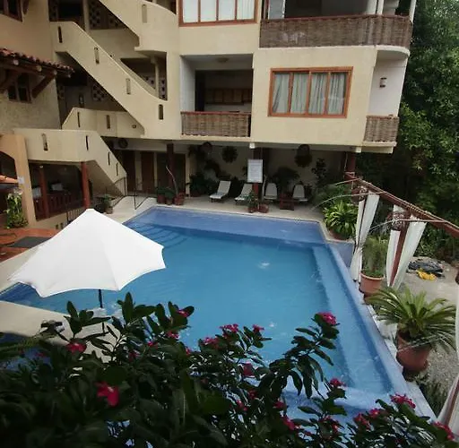 Aparthotel Azucenas Zihuatanejo