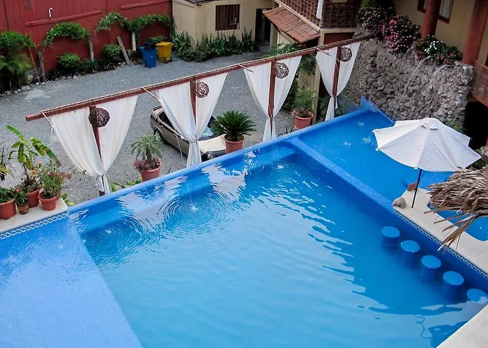 Azucenas Aparthotel Zihuatanejo